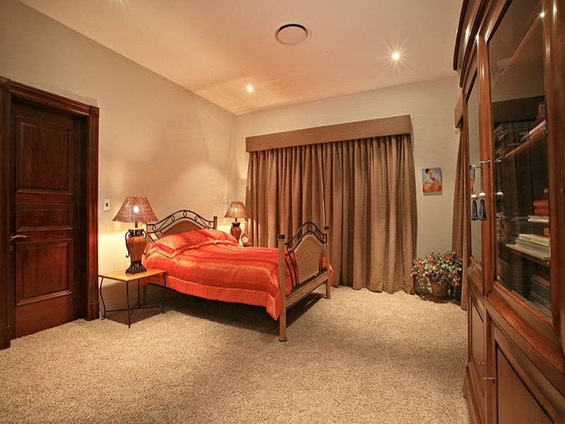 Sovereign Islands QLD 4216