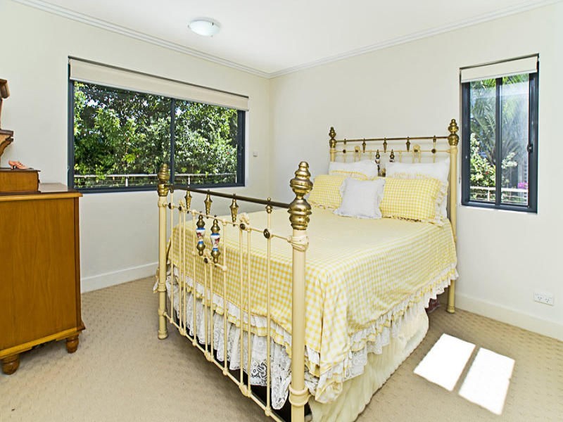 Biggera Waters QLD 4216