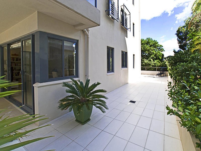 Biggera Waters QLD 4216