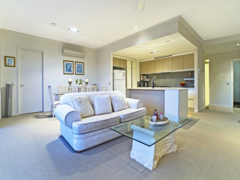 Carrara QLD 4211