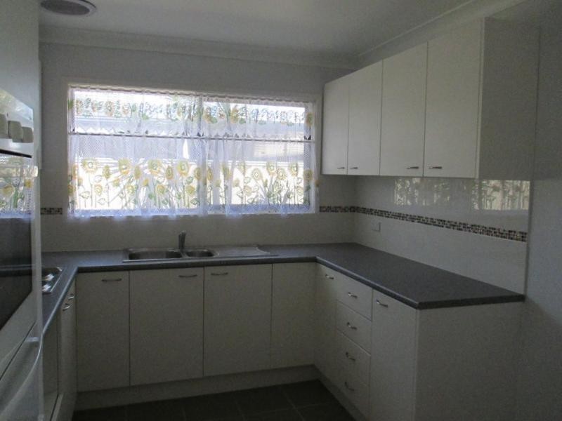 48 Broadwater Street, Runaway Bay QLD 4216