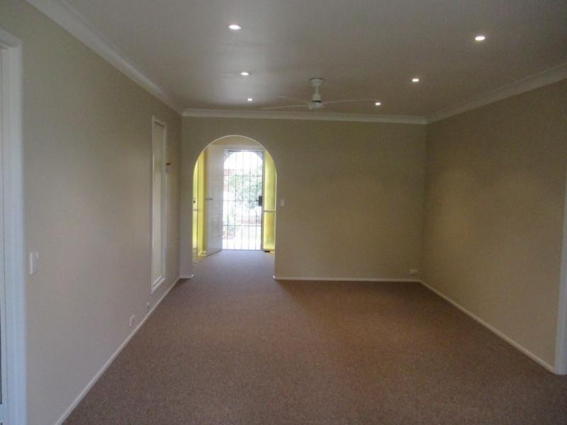 48 Broadwater Street, Runaway Bay QLD 4216