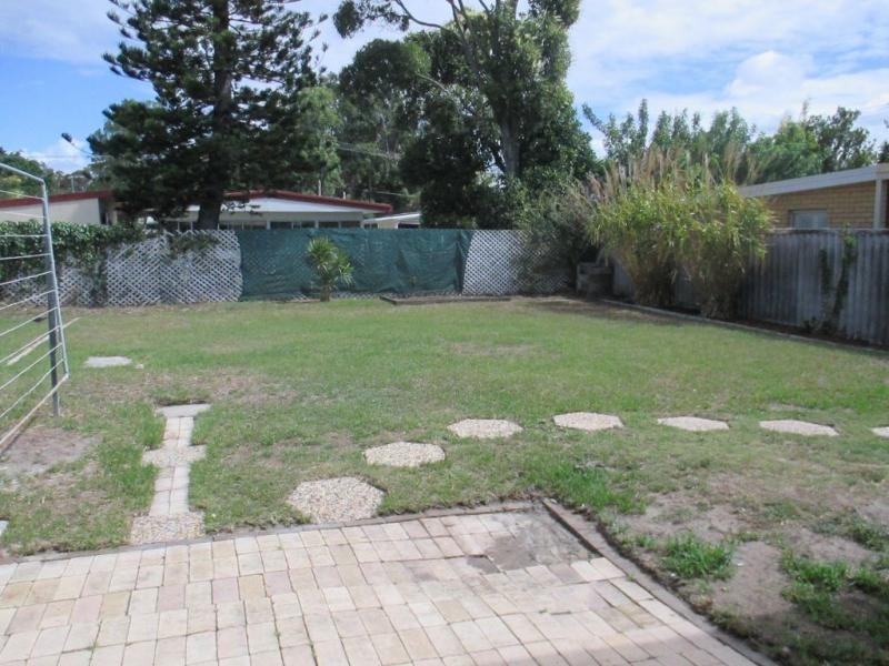 48 Broadwater Street, Runaway Bay QLD 4216