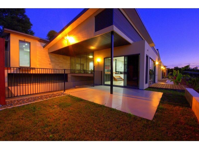 Maudsland QLD 4210