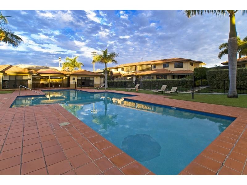 Carrara QLD 4211