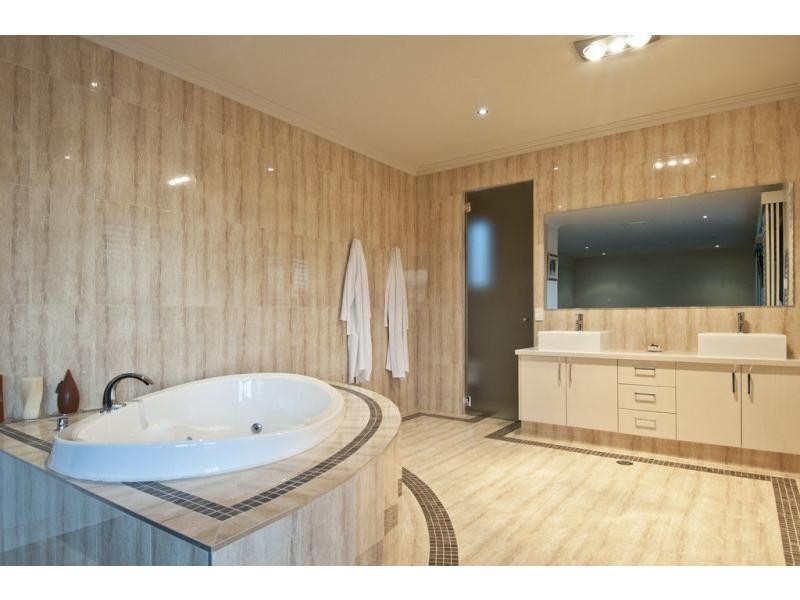 Biggera Waters QLD 4216