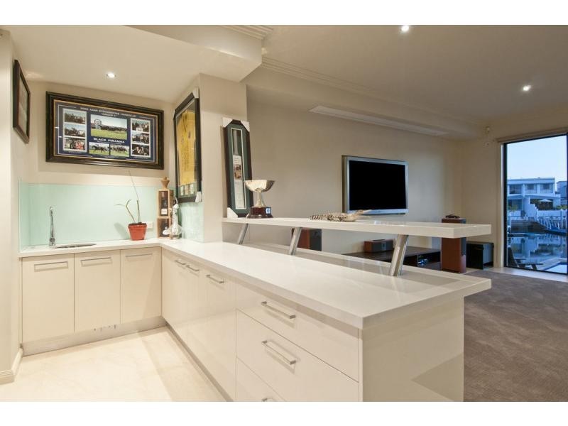 Biggera Waters QLD 4216