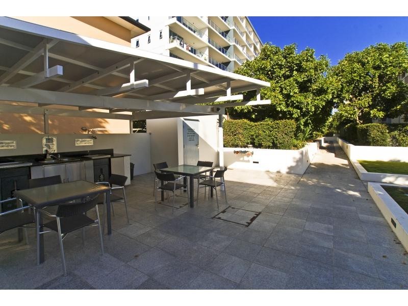 Biggera Waters QLD 4216