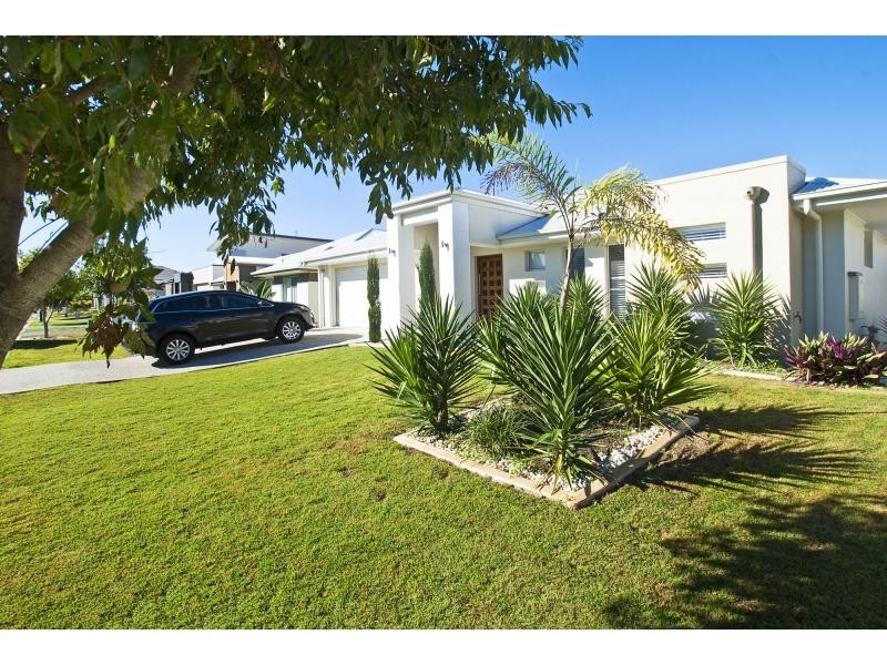 Hope Island QLD 4212