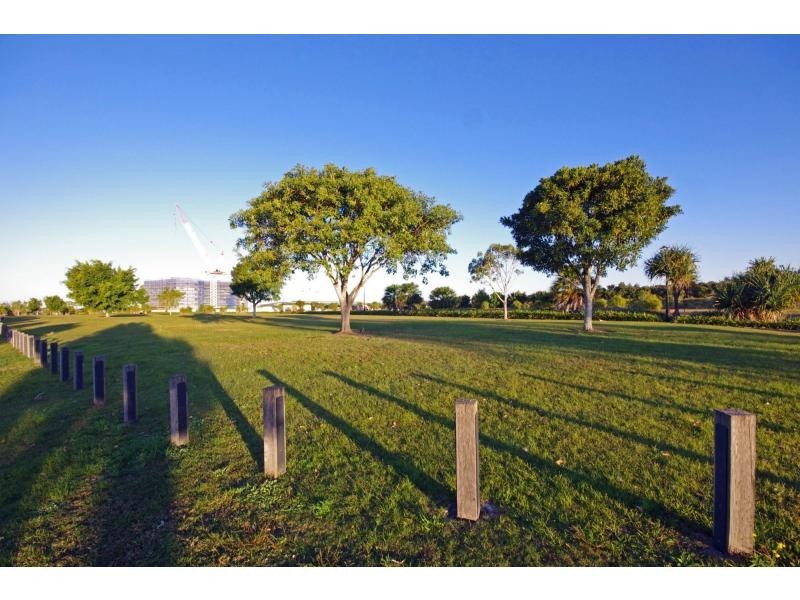 Biggera Waters QLD 4216