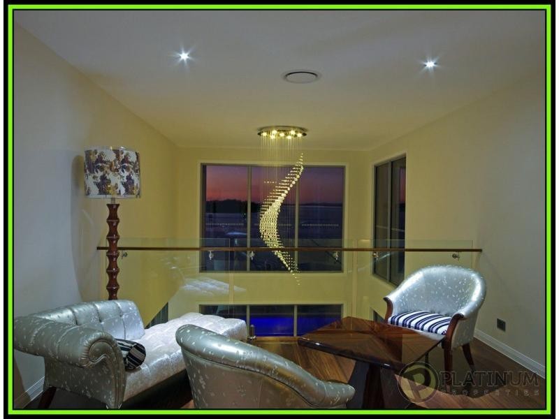 Sovereign Islands QLD 4216