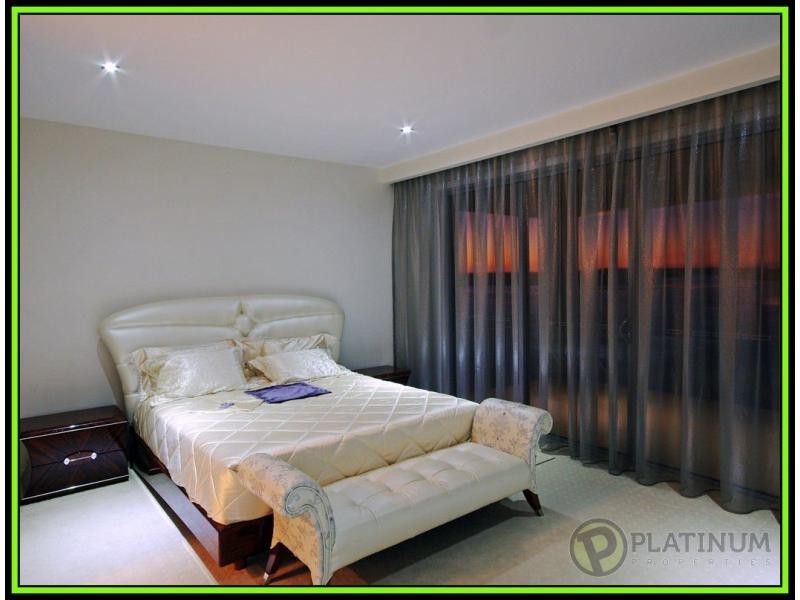 Sovereign Islands QLD 4216