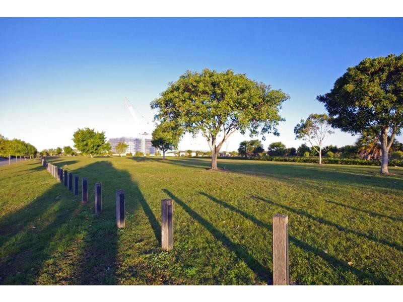 Biggera Waters QLD 4216