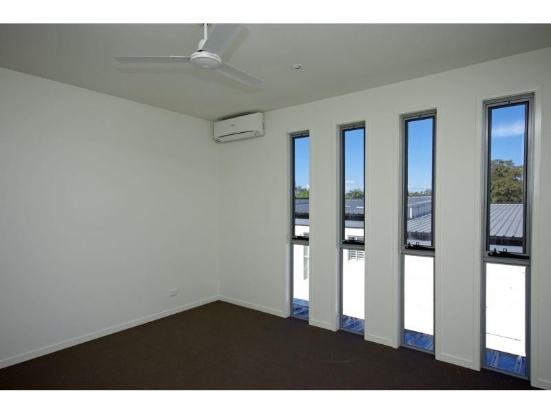 Southport QLD 4215