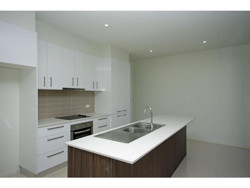 Southport QLD 4215