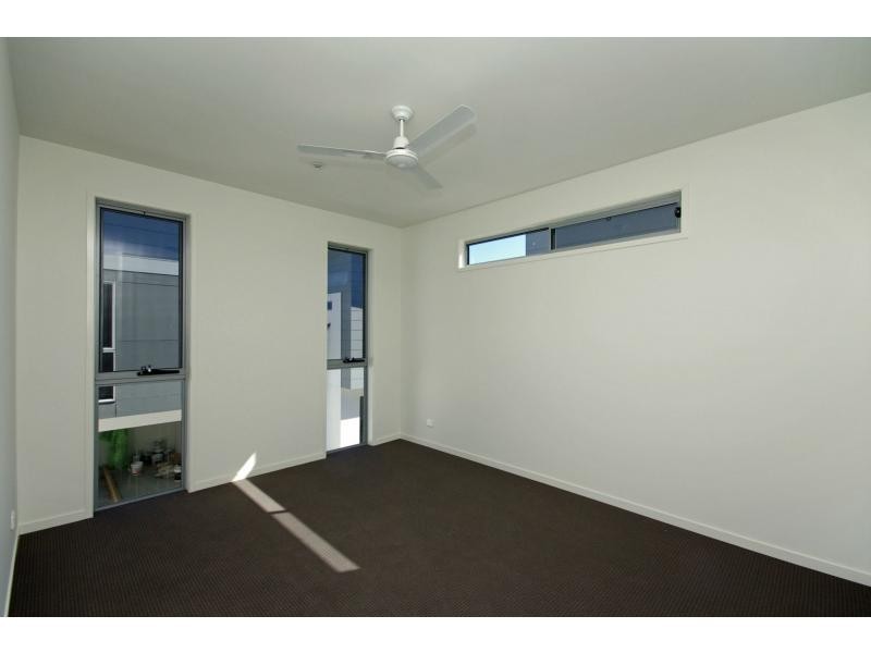 Southport QLD 4215