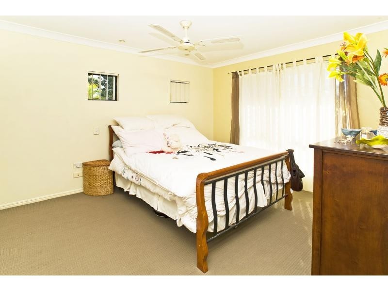Labrador QLD 4215