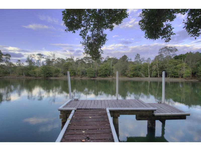 Broadbeach Waters QLD 4218