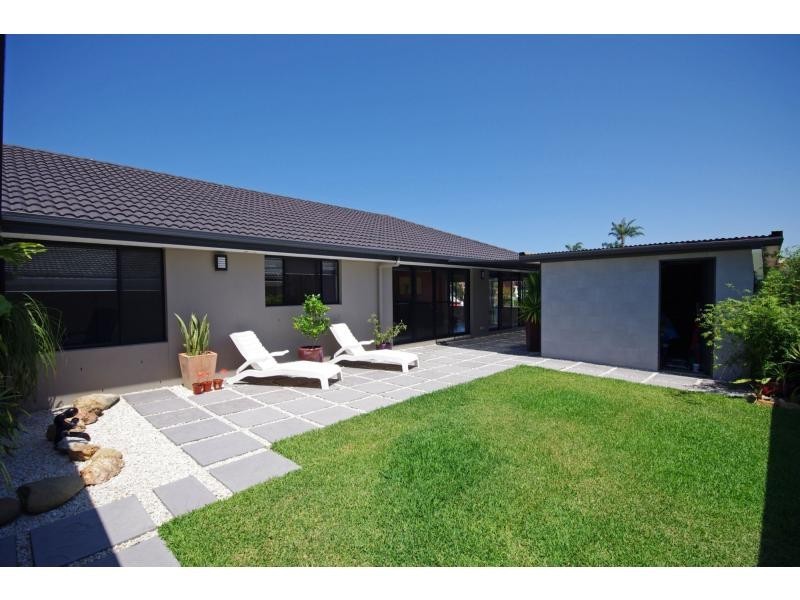 Paradise Point QLD 4216