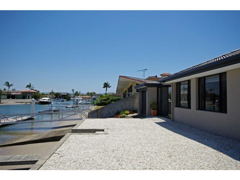 Paradise Point QLD 4216