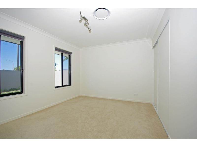 Paradise Point QLD 4216