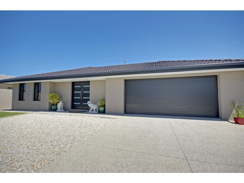 Paradise Point QLD 4216