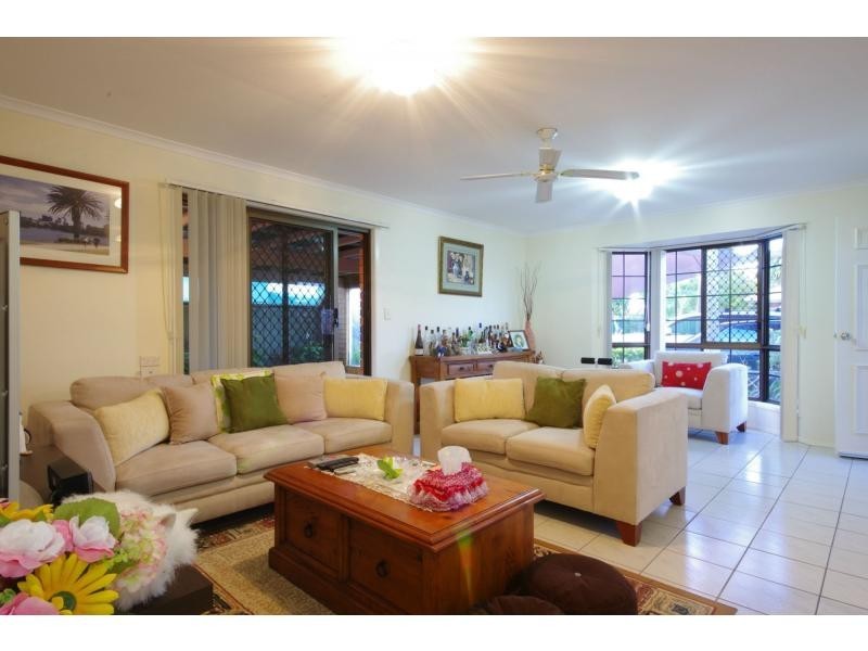 Paradise Point QLD 4216