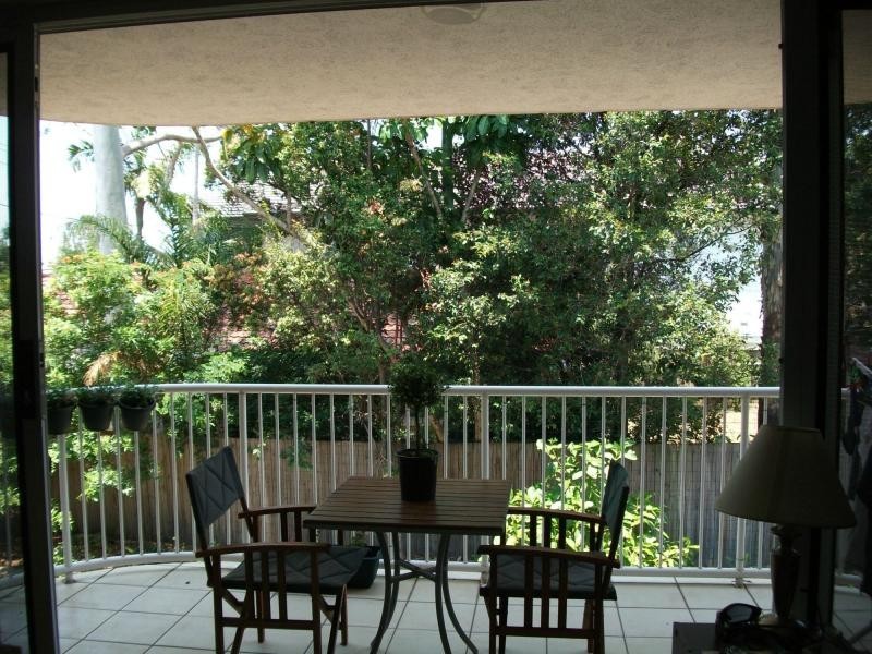 Unit 3/16-18 Abalone Avenue, Paradise Point QLD 4216
