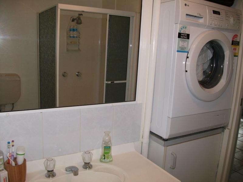 Unit 3/16-18 Abalone Avenue, Paradise Point QLD 4216