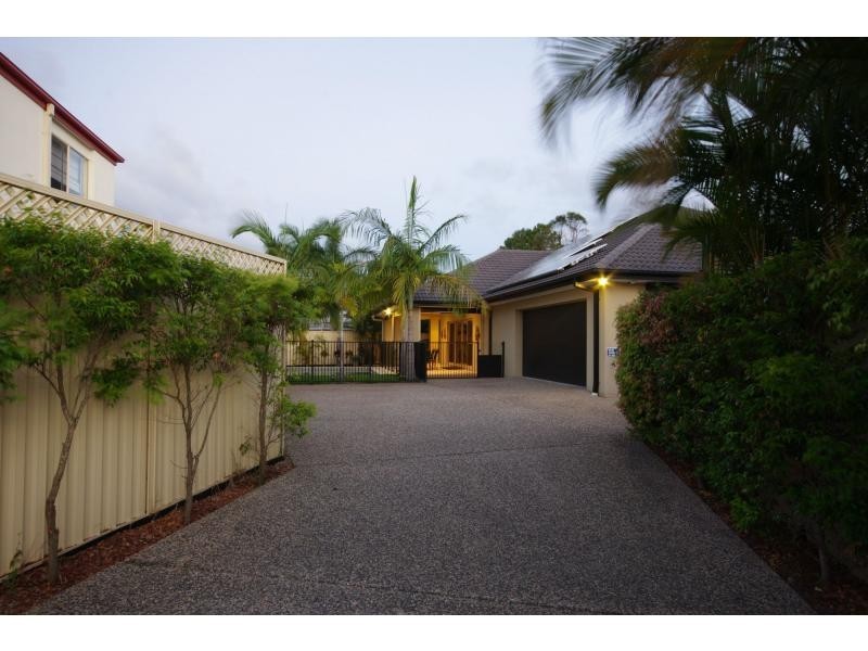 Coombabah QLD 4216