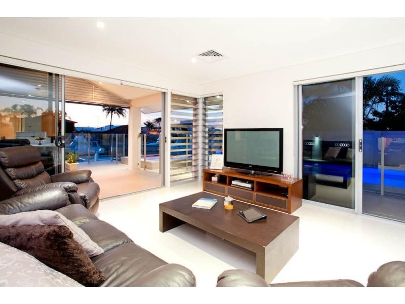 Paradise Point QLD 4216