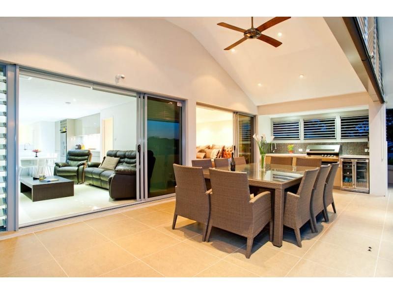 Paradise Point QLD 4216