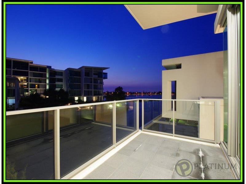 Paradise Point QLD 4216