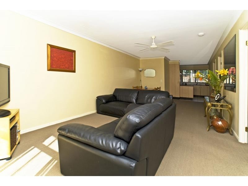 Labrador QLD 4215