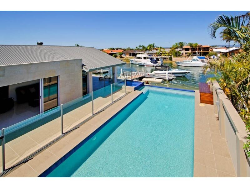 Paradise Point QLD 4216