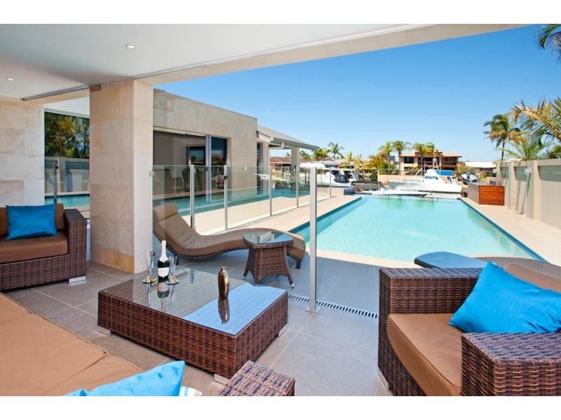 Paradise Point QLD 4216