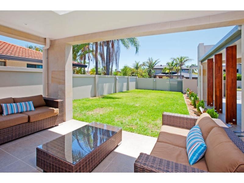 Paradise Point QLD 4216
