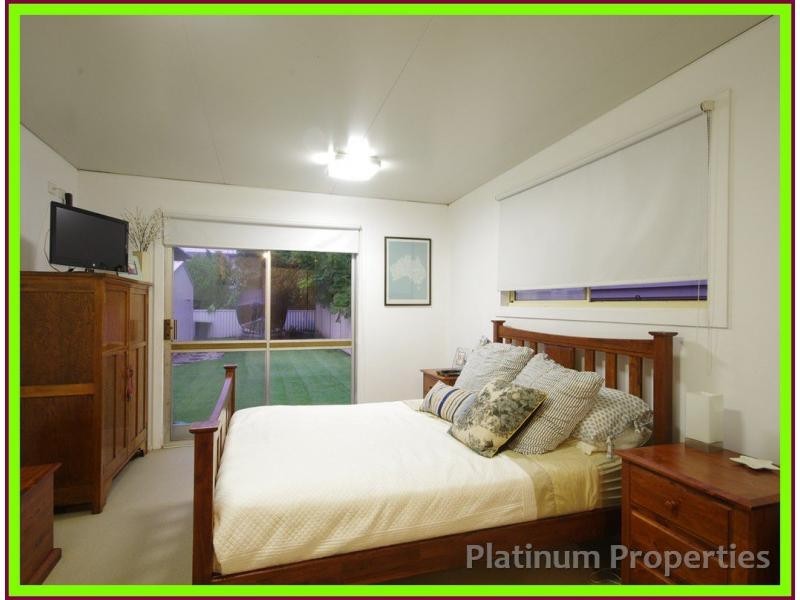 Paradise Point QLD 4216