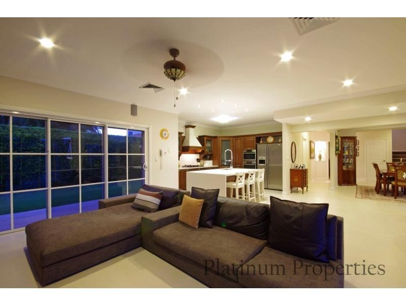 Hope Island QLD 4212