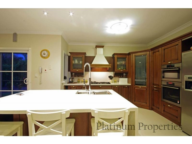 Hope Island QLD 4212