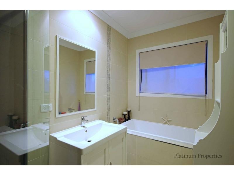 Hope Island QLD 4212