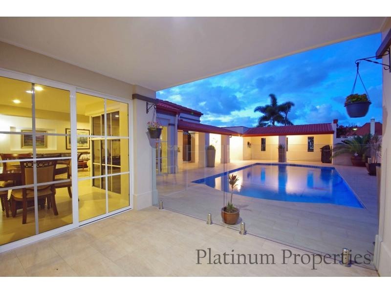 Hope Island QLD 4212