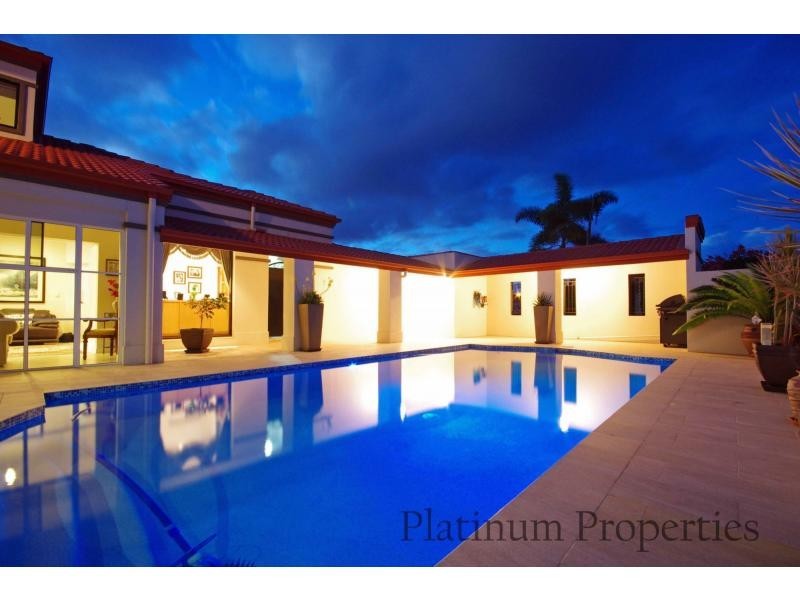 Hope Island QLD 4212