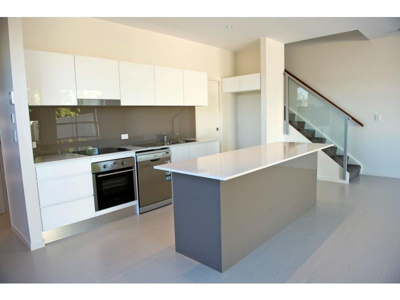 Biggera Waters QLD 4216