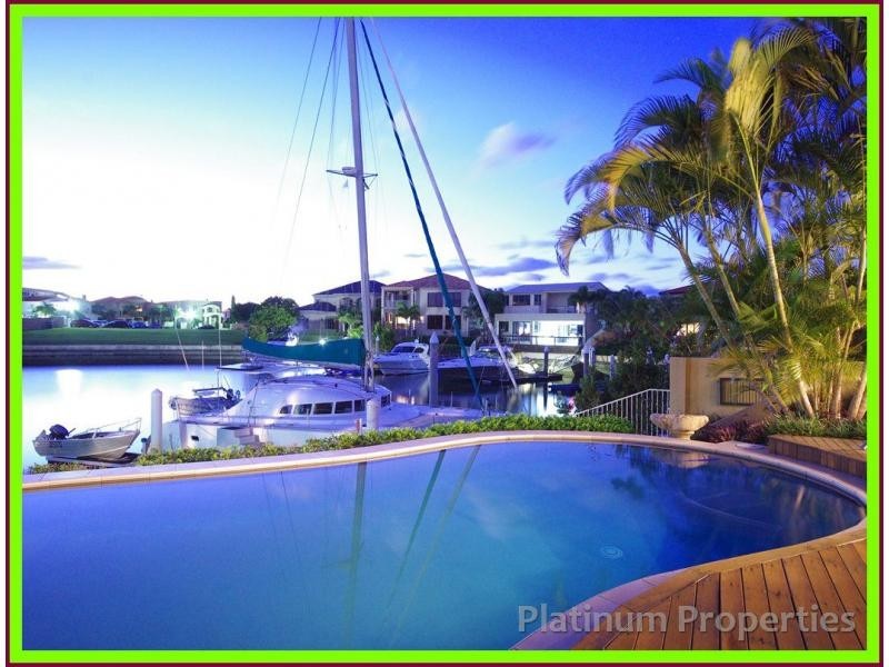 Sovereign Islands QLD 4216