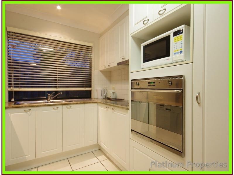 Coombabah QLD 4216