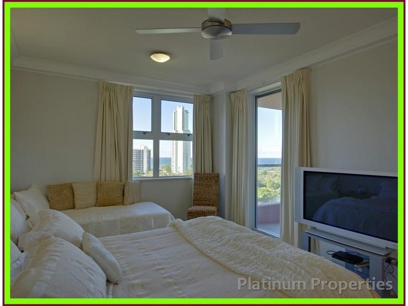 Paradise Waters QLD 4217