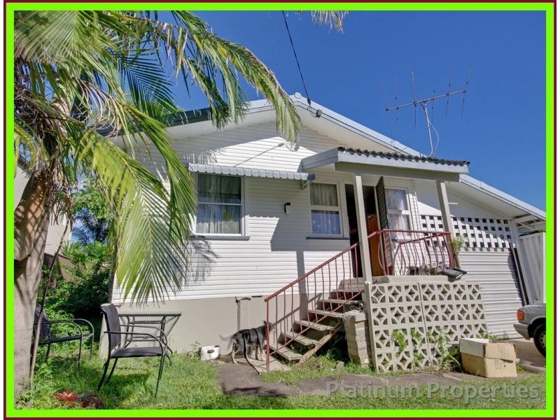 Labrador QLD 4215