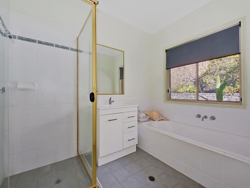 Wongawallan QLD 4210