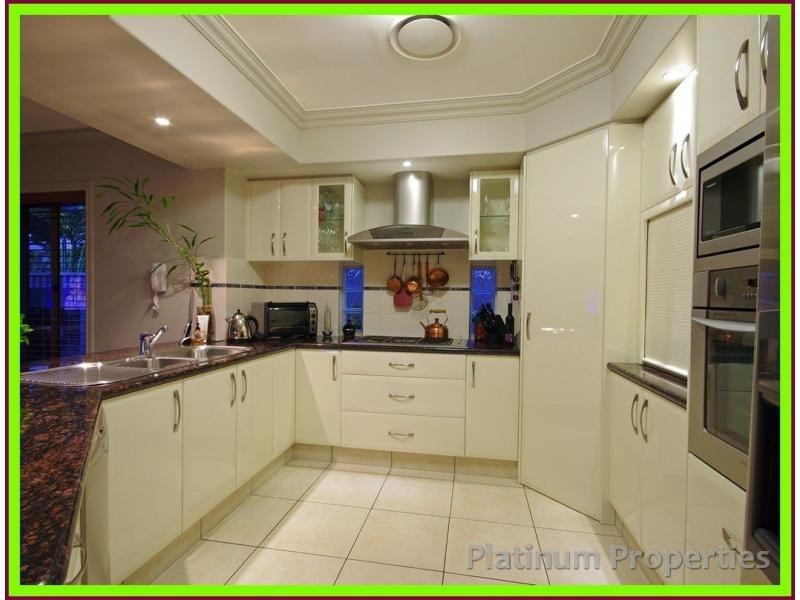 Coombabah QLD 4216
